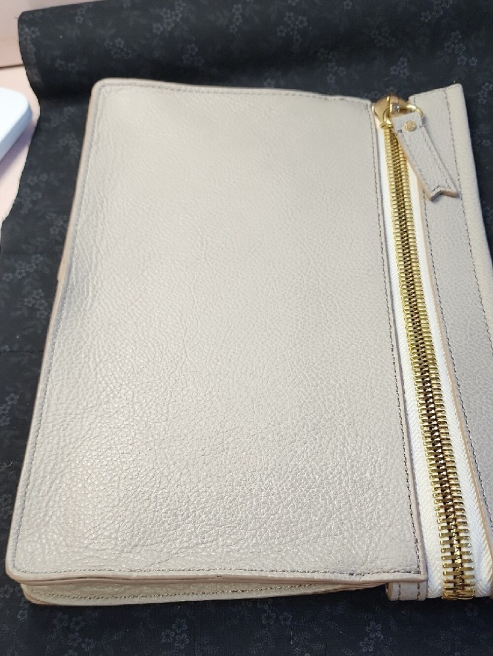 India Hicks "Big Zipper" Pebble Leather Clutch - Picture 5 of 11